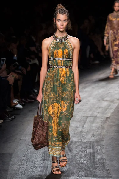 Look 55